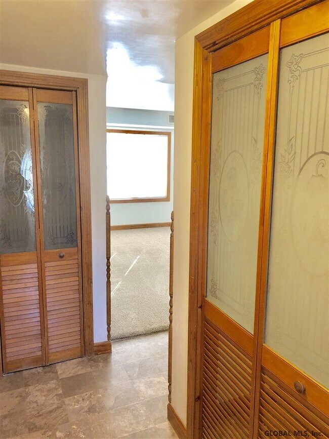 Foto del edificio - 18 Tenandaho Ln