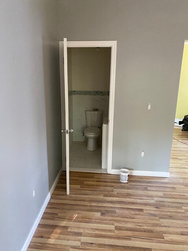 Foto del edificio - 349 Warwick Ave