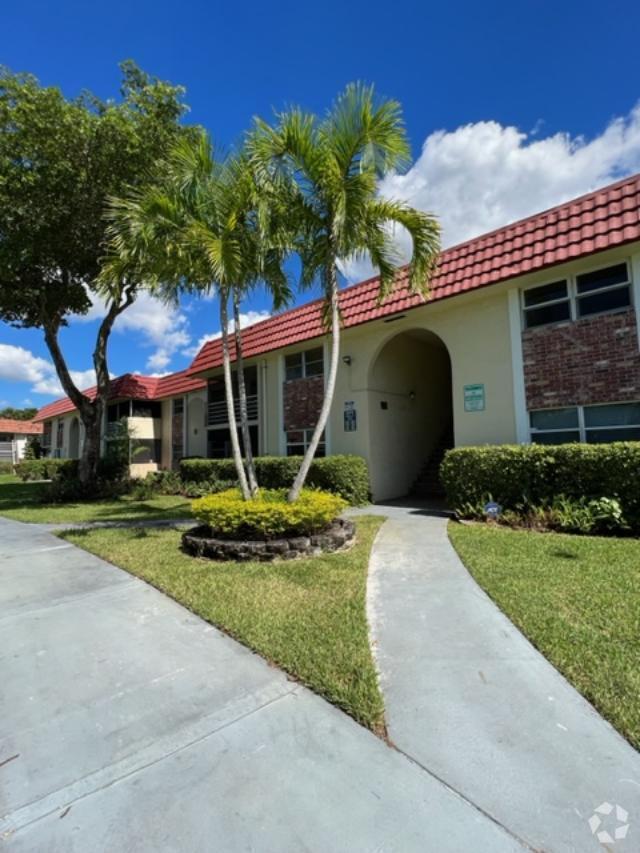 Boca Trails Apartments under 2,000 Boca Raton, FL 1 Rentals