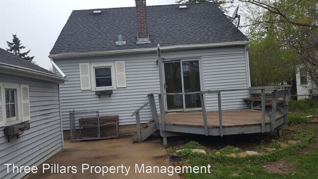 Foto del edificio - 2 br, 1 bath House - 402 8TH AVENUE NW