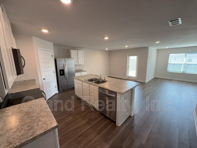 Foto del edificio - 4395 Winged Elm Ct