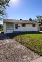 Building Photo - 240 Mc Alpine Dr