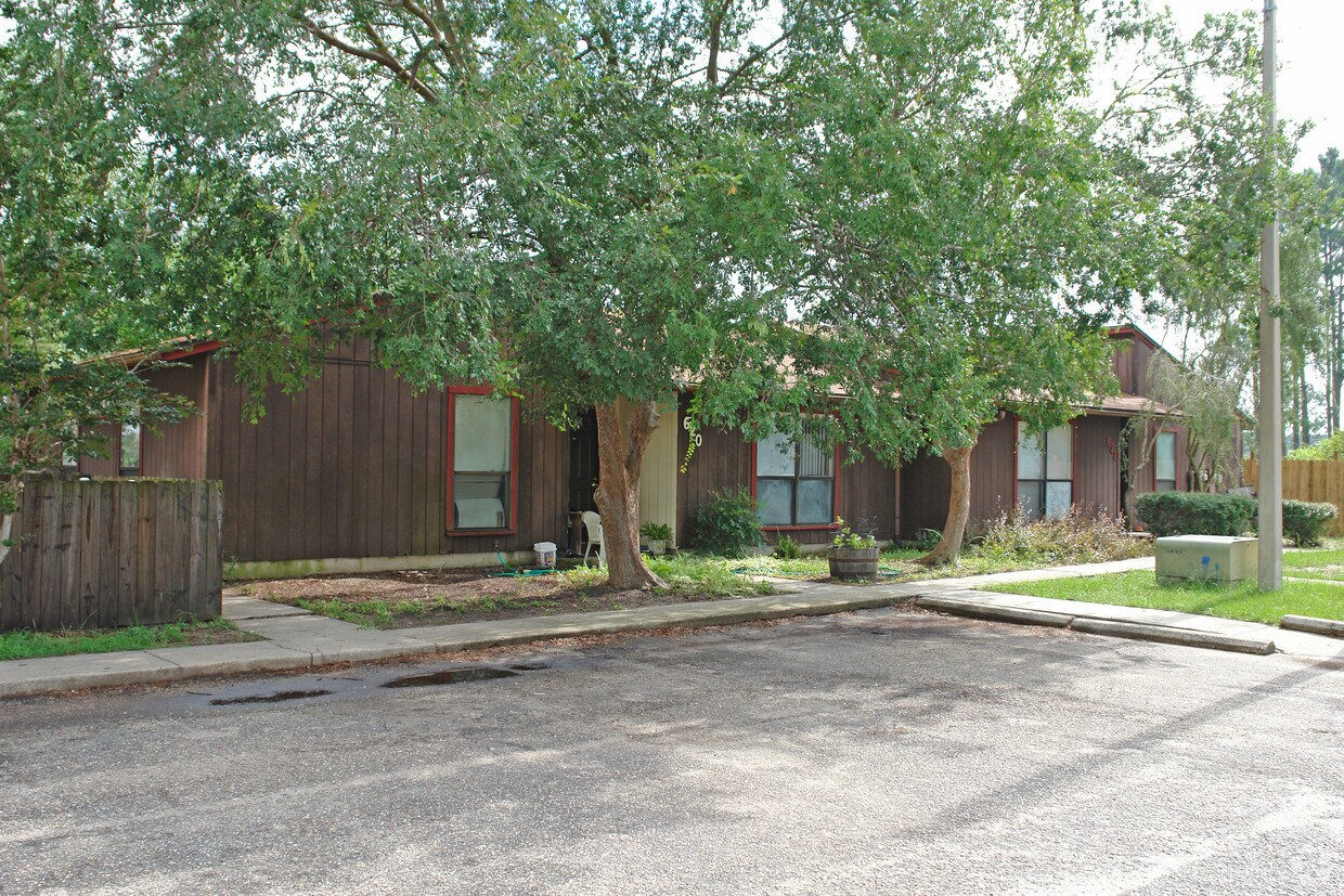 Foto principal - 620-622 72nd Ave