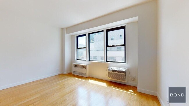Foto del edificio - 236 E 36th St