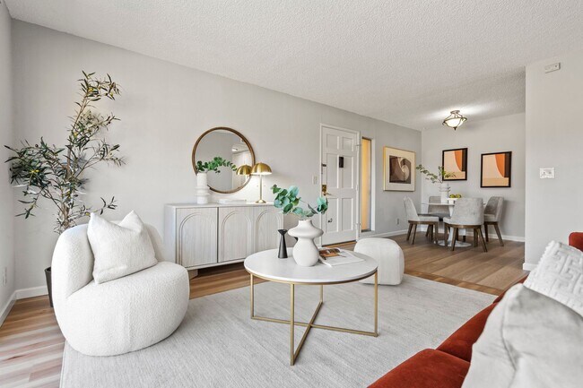 Foto del edificio - 5319 Ridgeview Cir