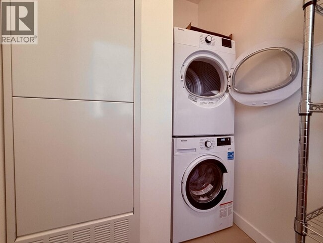 Building Photo - 5681 Birney Ave