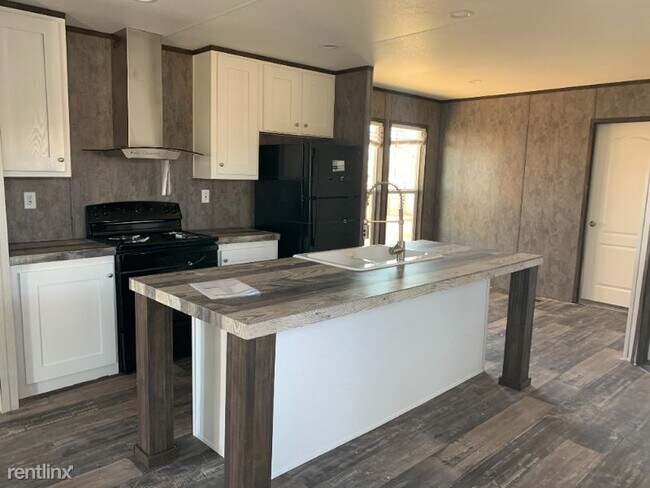 Building Photo - 100 W Krum St