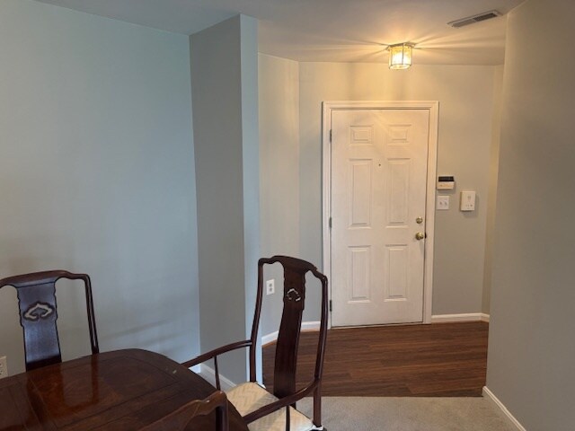 Foto del edificio - 1402 Bonnett Pl