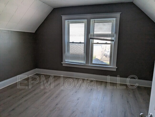 Foto del edificio - 120 10th St SW
