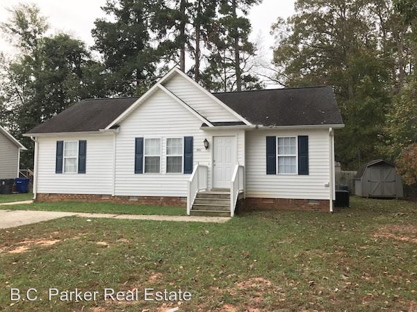 Primary Photo - 301 Manning Way