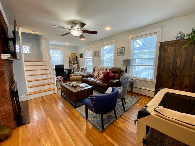 Building Photo - 482 Beale St