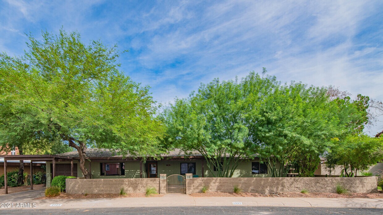 Primary Photo - 2805 N 13th Ave