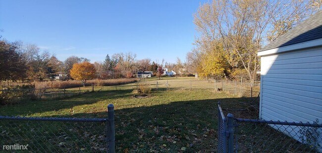 Building Photo - 3 br, 2 bath House - 1292 30th Street Nort...