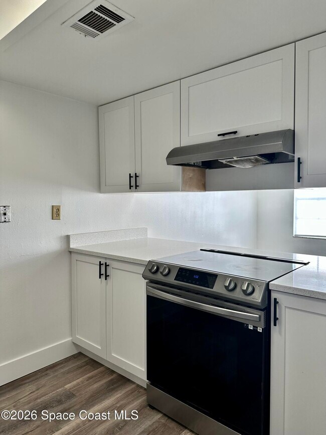 Building Photo - 265 Ulster Ct