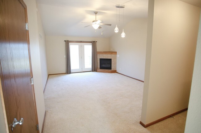 Foto del edificio - 940 Twilight Dr