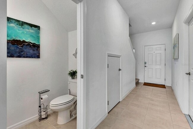 Building Photo - 5715 Archipelago St