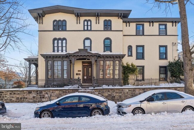 Foto del edificio - 418 N 32nd St