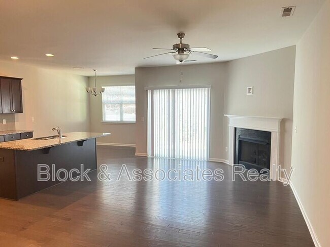 Building Photo - 123 Zante Currant Rd