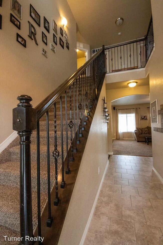 Foto del edificio - 4 br, 3 bath House - 9041 Eldorado Avenue