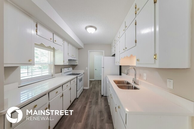 Foto del edificio - 5140 Willow Ridge Dr