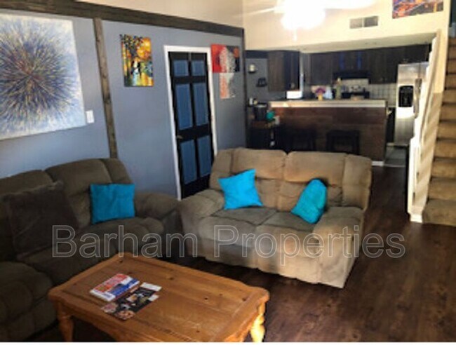 Foto del edificio - 3211 Pearl St