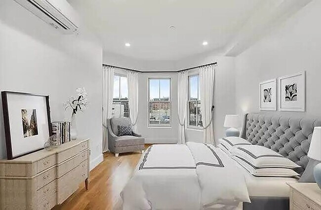 Foto del edificio - 317 Winthrop St