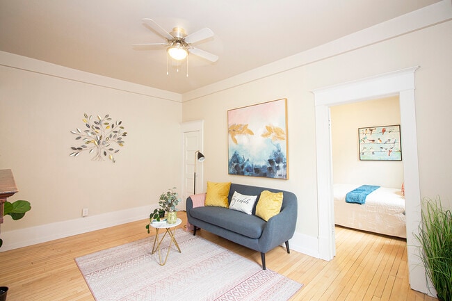 Building Photo - 745 Wolseley Av