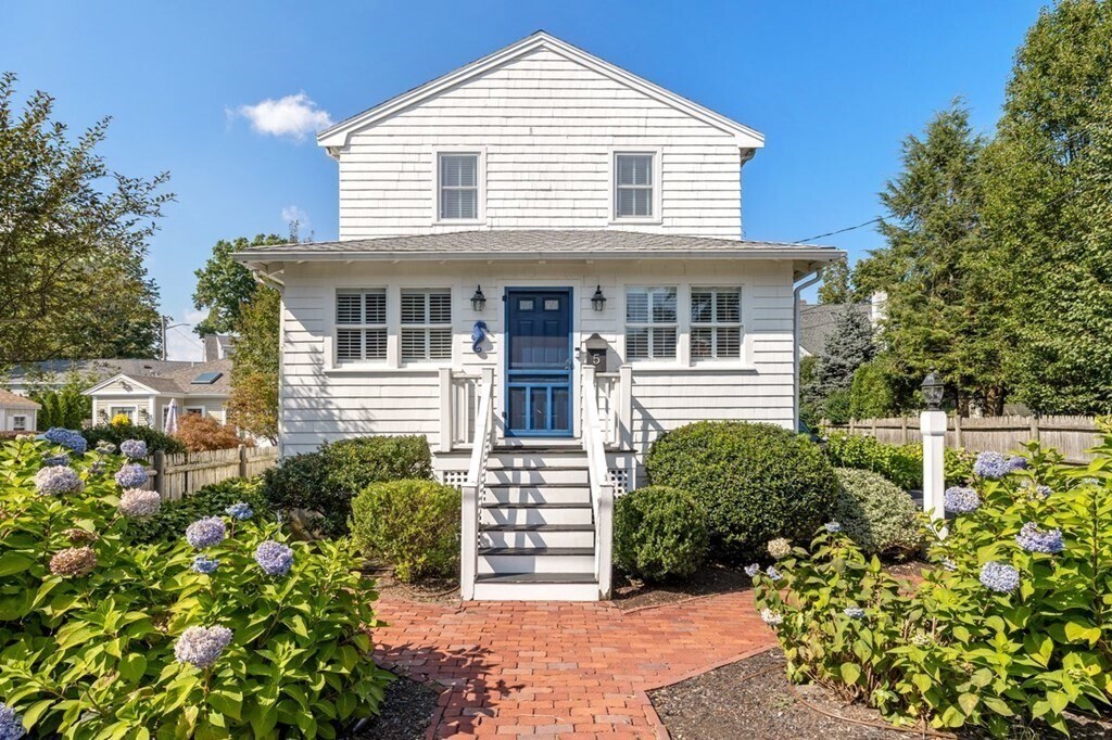 5 Maple St, Hingham, MA 02043 House Rental in Hingham, MA