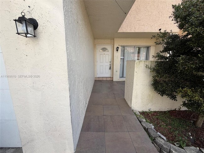 Foto del edificio - 853 NW 81st Terrace