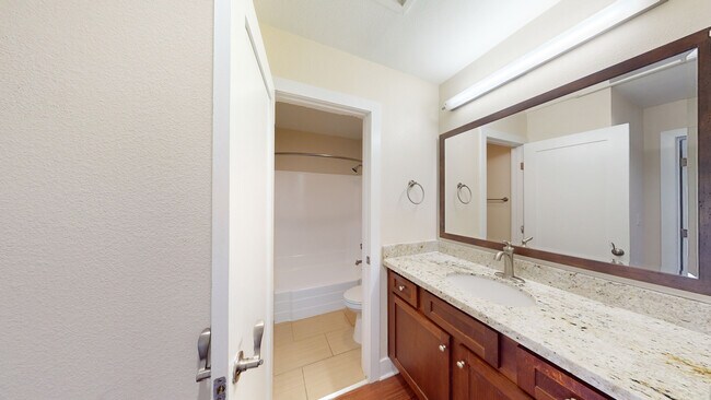 Interior Photo - 27 Seventy Five Mesa Verde