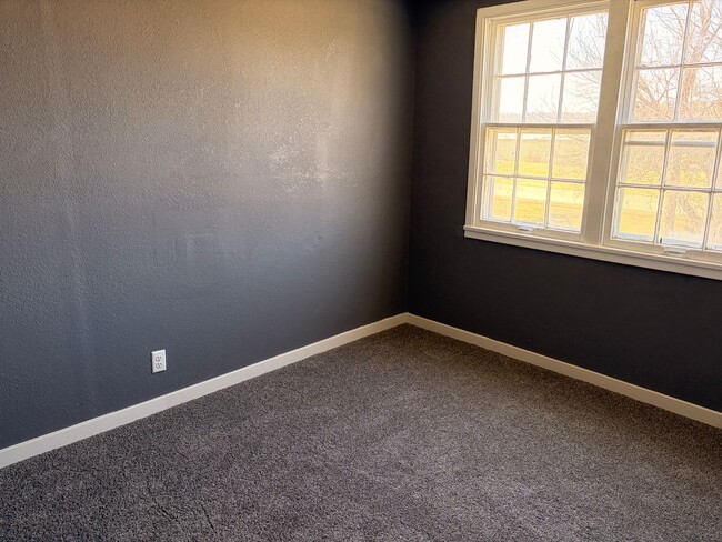 Building Photo - 46 Blackhawk Rd