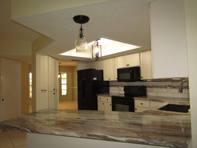 Foto del edificio - 5822 Jackson Ln