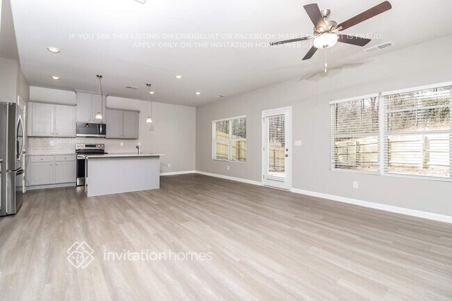 Building Photo - 106 Streambank Ct