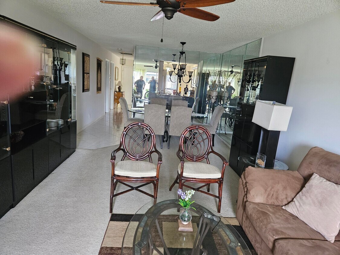Foto del edificio - 5753 Spindle Palm Ct