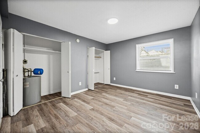 Foto del edificio - 9119 Spyglass Pl