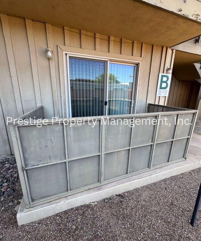 Foto del edificio - 2525 N Alvernon Way