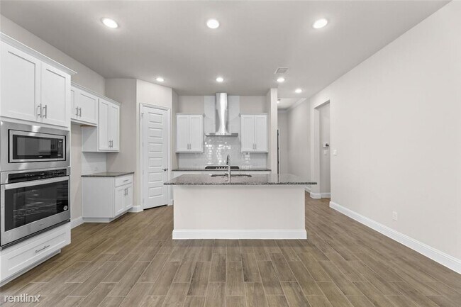 Building Photo - 4 br, 3 bath House - 3221 Willena Road