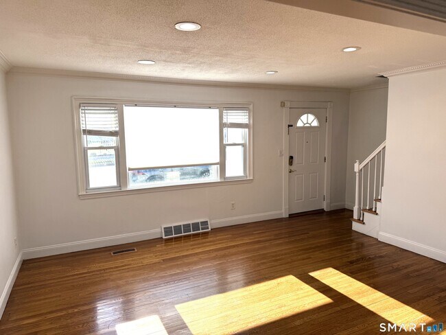 Foto del edificio - 1584 Madison Ave