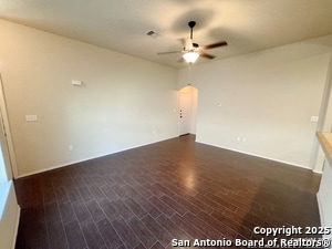 Building Photo - 602 Creekside Cir