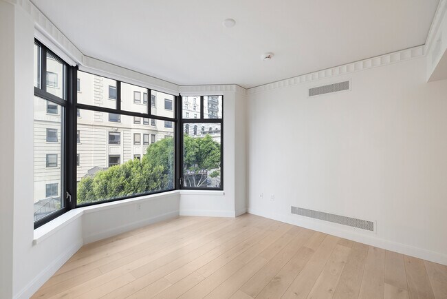 Foto del edificio - 875 California St