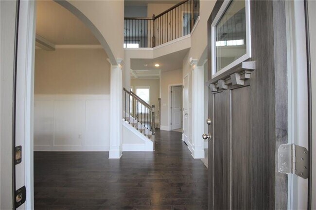 Building Photo - 1032 Forsythia Ct