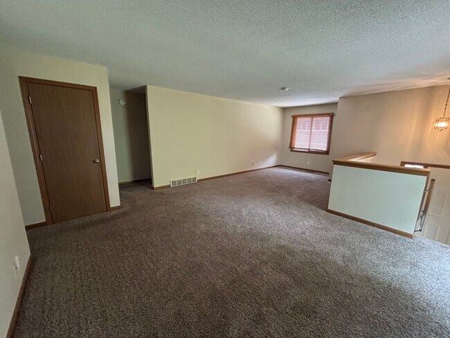 Building Photo - 2135 S 46th Ave