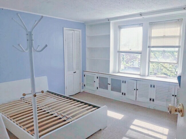 Building Photo - 7729 170th St