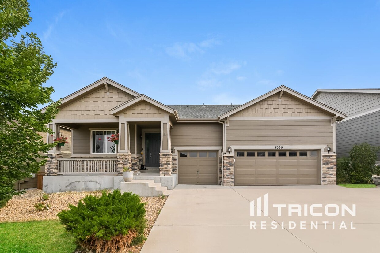 Foto principal - 7686 Oasis Dr
