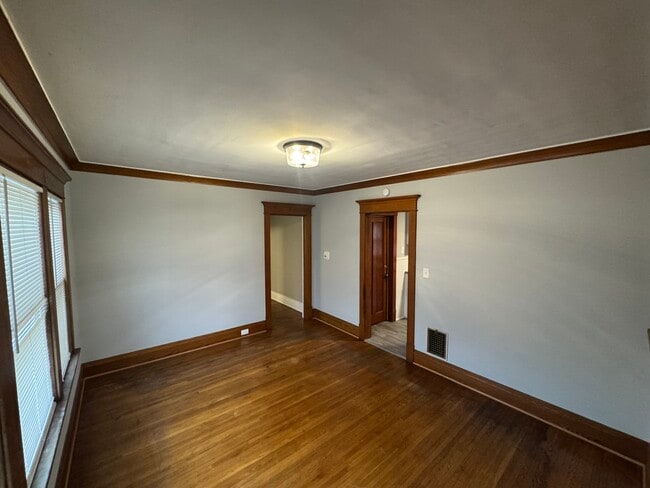 Building Photo - 87 Tacoma Ave