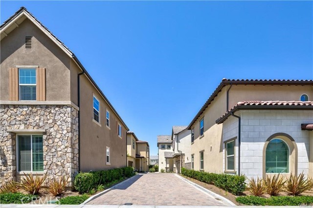 Building Photo - 1124 Portola Oaks Dr