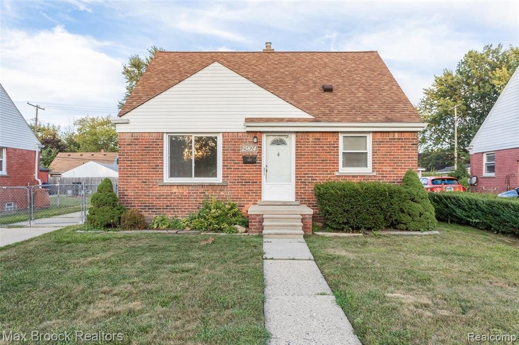 Foto principal - 25824 Arlington St