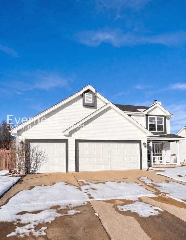 Building Photo - 129 Royallbrook Ln