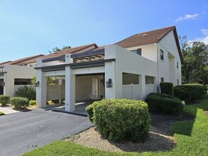 Building Photo - 764 Avenida Estancias