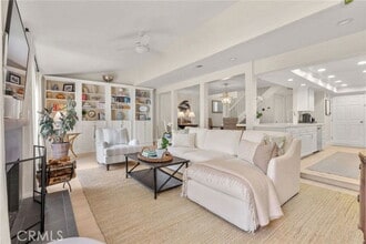 Building Photo - 372 Plaza Estival